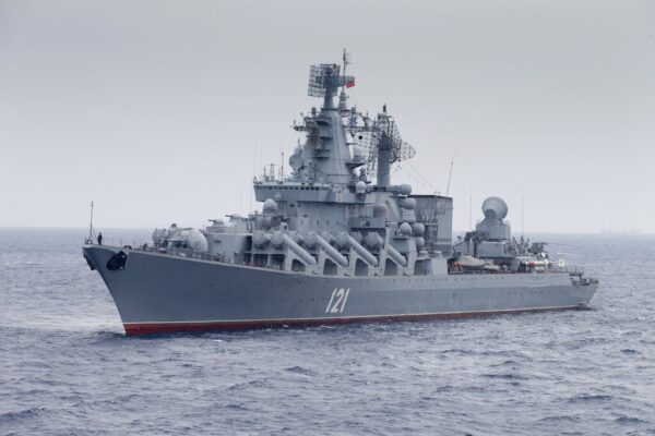 Ucraina, la nave ammiraglia russa nel Mar Nero è affondata