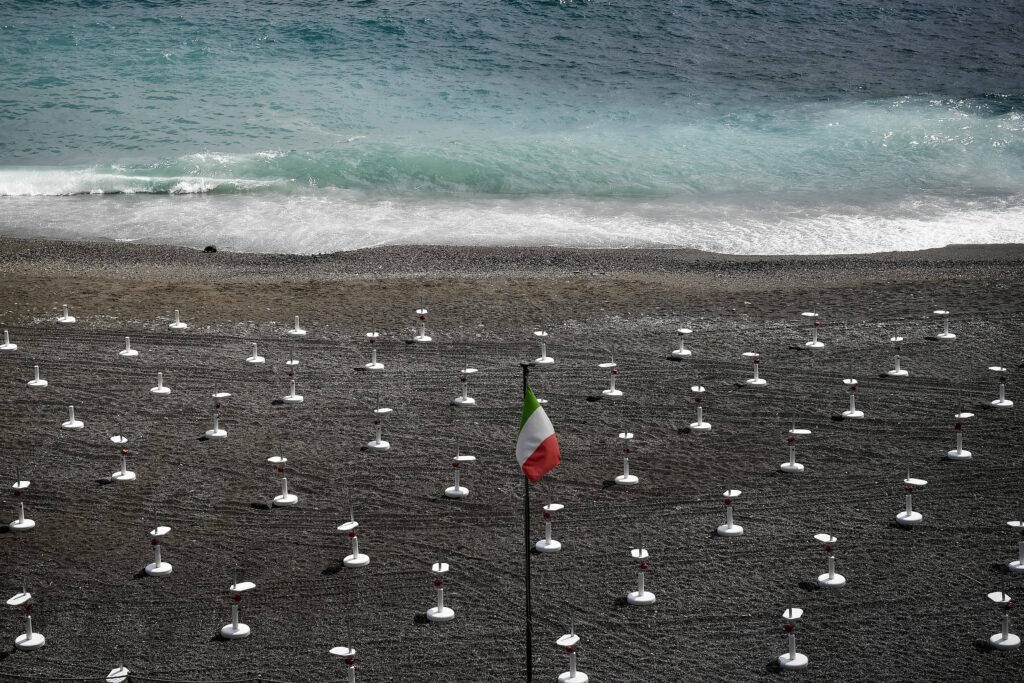 Bandiere Blu Premia La Qualità Di 210 Spiagge Italiane - OLYCOM