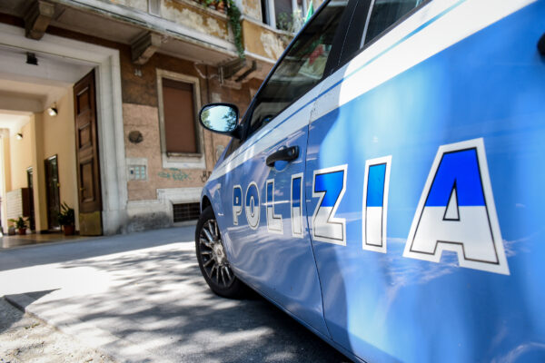 Bari, dieci persone in arresto per sfruttamento della prostituzione