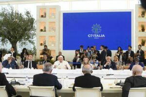G7, l’intervento del Papa sull’Intelligenza Artificiale: “Sia orientata al bene della persona”